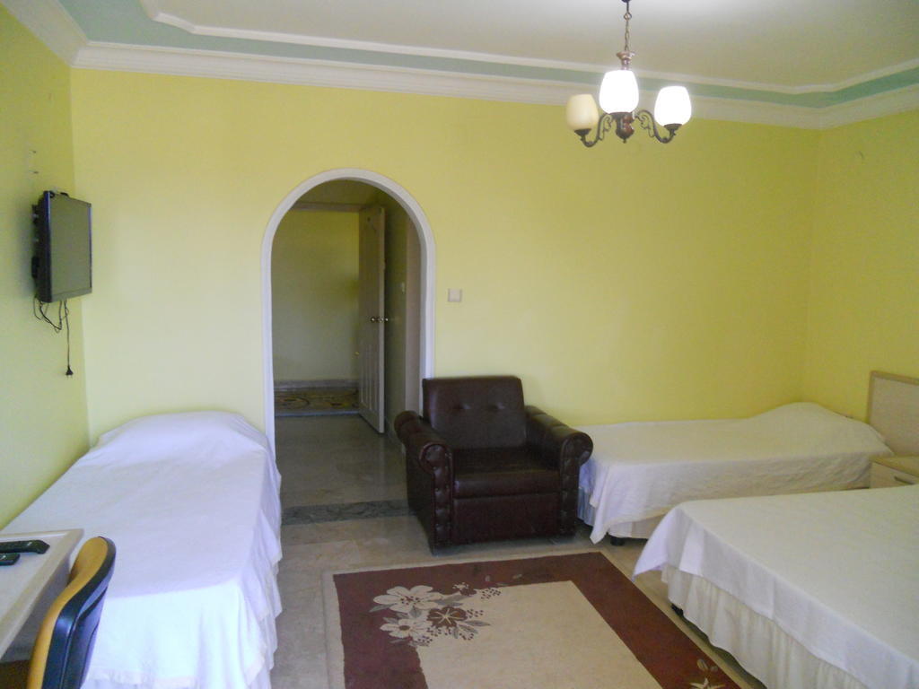 Baris Hotel Ердемлі Екстер'єр фото